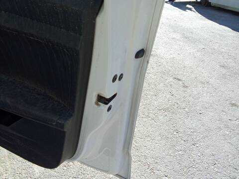 Cerradura Puerta Trasera Derecha Audi A1 30 TFSI 110CV 81KW