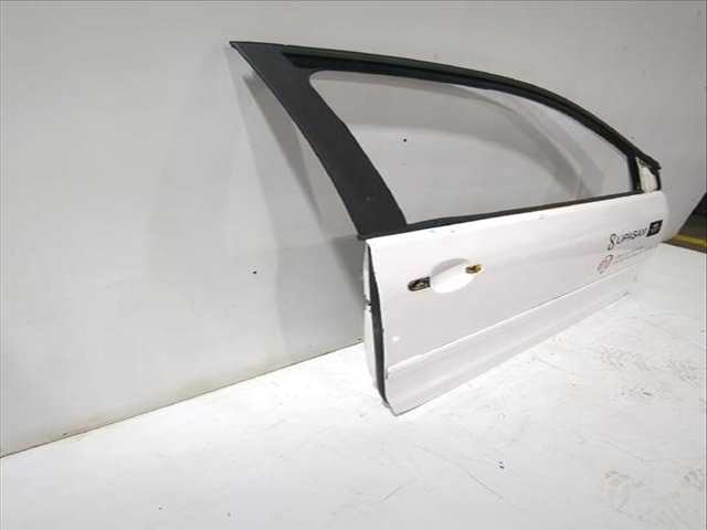 Foto 3ª: Puerta Delantera Derecha Volkswagen Polo 1.9 SDI 64CV [ASY] (2001)