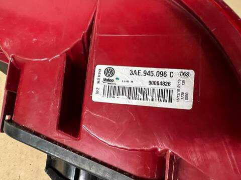 Foto 2ª: Piloto Trasero Derecho Volkswagen Passat 2.0 TDI BERLINA 140CV 103KW (2011)