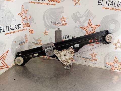 Foto 3ª: Elevalunas Manual Trasero Izquierdo Mercedes Clase C 160 270 CDI 203.016) BERLINA 170CV 125KW [612962] (2001)