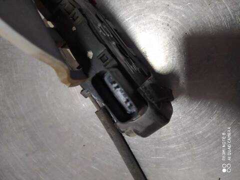 Foto 3ª: Cerradura Puerta Trasera Izquierda Kia Sportage DRIVE 4X2 136CV 100KW [D4H4] (2014)