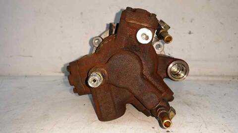 Foto 3ª: Bomba Inyeccion Ford Fiesta 1.4 TDCI CAT 68CV 50KW [F6JB] (2001)