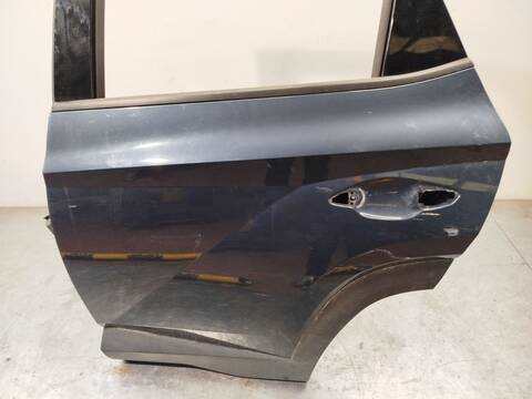 Foto 4ª: Puerta Trasera Izquierda Hyundai Tucson 1.6 T-GDI HYBRID 179CV 132KW [G4FT] (2023)