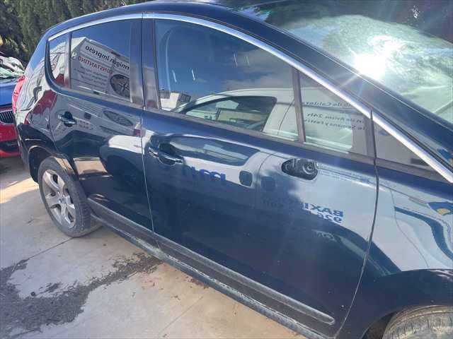 Foto 3ª: Puerta Delantera Derecha Peugeot 3008 1.6 HDI 110cv [9HR 9H05] (2011)