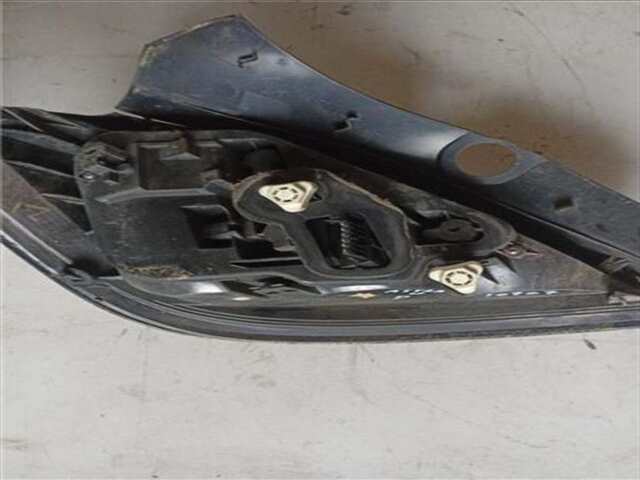 Foto 2ª: Piloto Trasero Derecho Opel Astra 1.7 CDTI [Z 17 DTH]