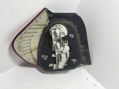 Foto 2ª: Piloto Trasero Derecho Bmw Serie 1 114 118D 2 TD CAT 143CV [N47D20A] (2004)