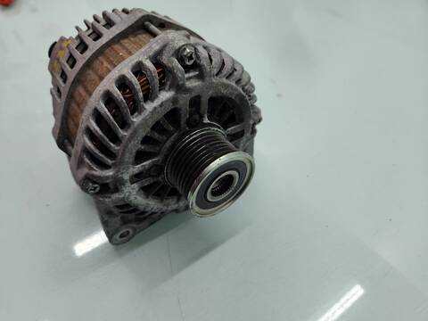 Foto 4ª: Alternador Nissan Qashqai TEKNA PREMIUM 4X4 150CV 110KW [M9R855] (2013)