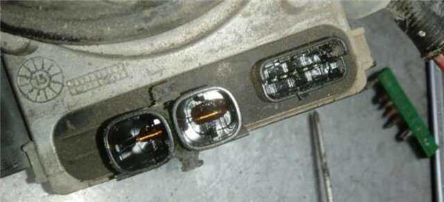 Foto 3ª: Bomba de Direccion Citroen C4  [BHY]
