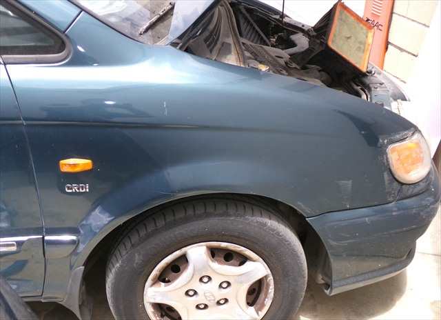 Foto 1ª: Aleta Delantera Derecha Hyundai Trajet 2.0 CRDI 2000-2008 [D4EA] (2003)