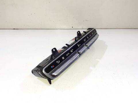 Foto 1ª: Mando Climatizador Mercedes Clase V 200 136CV 100KW (2014)