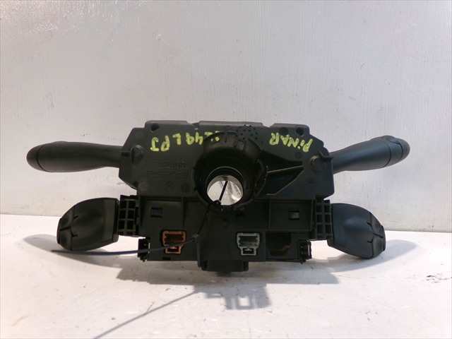 Foto 2ª: Mando Multifuncion Citroen C5 2.0 HDI 2001-2004 [RHZ] (2004)