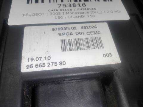 Foto 3ª: Caja Reles Fusibles Peugeot 3008 2.0 HDI 150 - BLUEHDI 150 150CV 110KW [RHE] (2010)