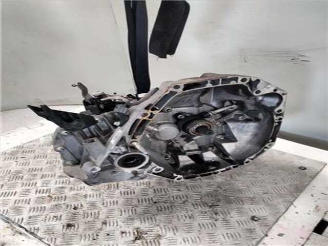 Foto 3ª: Caja Cambios Renault Clio 1.5 DCI EXPRESSION [1.5 LTR. - 63 KW DCI DIESEL CAT] [K9KT7]