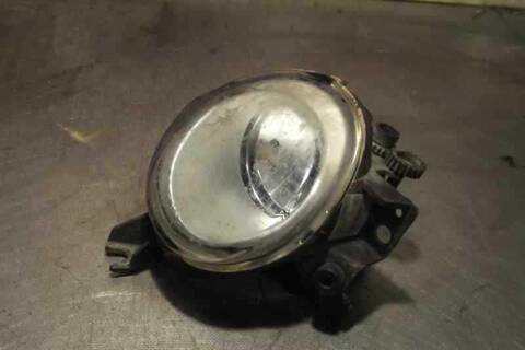 Faro Antiniebla Delantero Izquierdo Volkswagen Touareg TDI R5 174CV 128KW