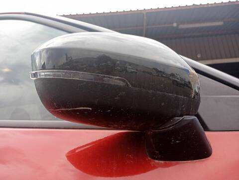 Foto 4ª: Retrovisor Derecho Nissan Juke N-CONNECTA 117CV 86KW [HRA0] (2021)