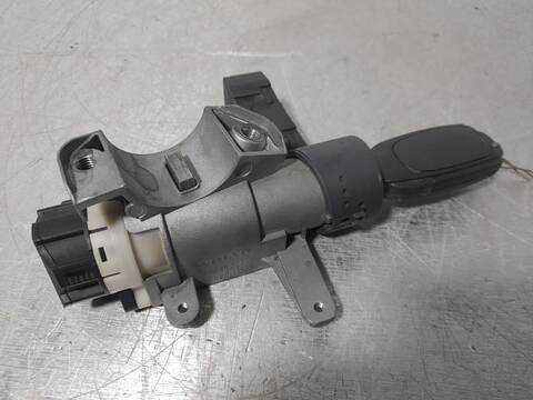 Foto 2ª: Motor de Arranque Volvo XC 70 2.4 DIESEL CAT 185CV 136KW [B5244T] (2007)