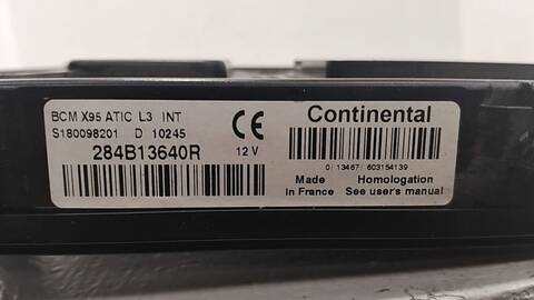 Foto 2ª: Caja Reles Fusibles Renault Megane DYNAMIQUE 1 DCI DIESEL 131CV (2008)