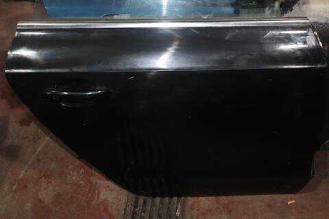 Foto 2ª: Puerta Trasera Derecha Audi A5 2.0 TDI 125KW) (2009)