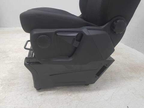 Foto 3ª: Asiento Delantero Izquierdo Ford Transit 350 L3 HD) CABINA SIMPLE TREND