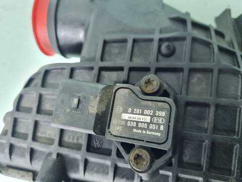Foto 2ª: Intercooler Audi A4 2.5 TDI AVANT 163CV 120KW [BDG] (2005)