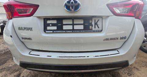 Paragolpes Trasero Toyota Auris HYBRID ACTIVE 136CV 100KW