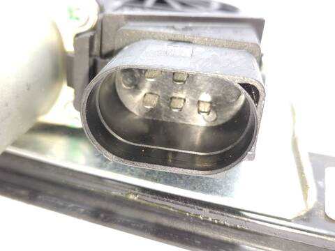 Foto 3ª: Elevalunas Manual Trasero Izquierdo Bmw Serie 1 118 D E87) [N47D20A] (2008)