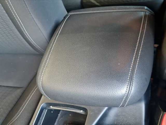 Consola Central Ford C Max TREND PLUS 120CV 88KW CEU)