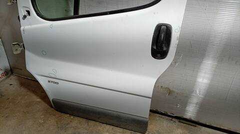 Foto 4ª: Puerta Delantera Izquierda Opel Viva FURGON 2.7T CORTO 101CV 74KW [F9Q U7] (2002)