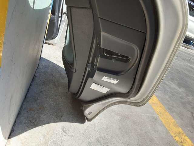 Foto 3ª: Puerta Trasera Derecha Lexus IS 2.5 V6208CV 0CV [2GR] (2010)