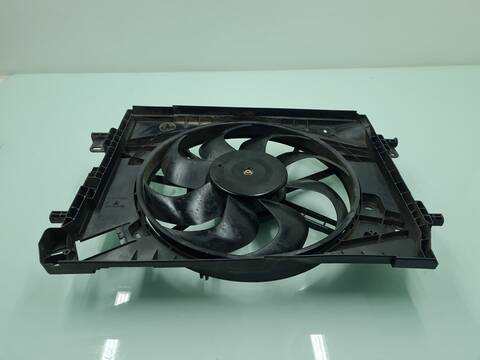 Foto 3ª: Electroventilador Renault Captur DYNAMIQUE 90CV 66KW [K9K608] (2014)
