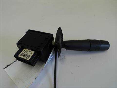 Foto 2ª: Mando Multifuncion Citroen Xsara 2.0 HDI 90 BERLINA 90CV 66KW [RHY (DW10TD)] (2001)