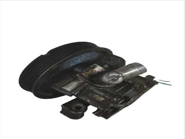 Foto 3ª: Bomba de Direccion Mercedes Clase C 160 C 200 CDI 203.707) (2001)