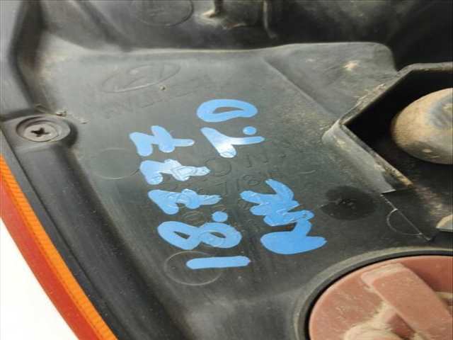 Foto 4ª: Piloto Trasero Derecho Hyundai Terracan 2.9 CRDI FULL 150CV 110KW [J3] (2002)