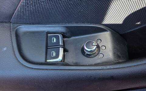 Botonera Elevalunas Audi A3 AMBITION 150CV 110KW