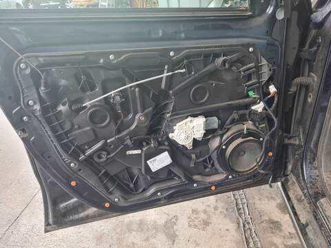 Foto 1ª: Elevalunas Eléctrico Delantero Izquierdo Mercedes Clase ML 350 3.0 D 258CV 190KW AUT. W166) BLUETEC 166.004) OM642 [OM642826] (2012)