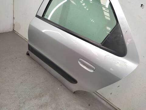 Foto 2ª: Puerta Trasera Izquierda Citroen Xsara 1.4 HDI 68CV 50KW