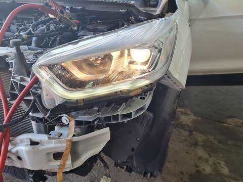 Foto 2ª: Faro Izquierdo Ford Kuga TREND 120CV 88KW [BNMC] (2018)