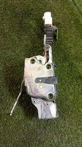 Cerradura Puerta Trasera Derecha Toyota 4 Runner 3.0 T DIESEL