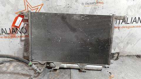 Foto 1ª: Radiador Calefaccion A.A. Mercedes Clase C 160 180 COMPRESSOR 203.046) BERLINA 143CV 105KW [M271946] (2004)