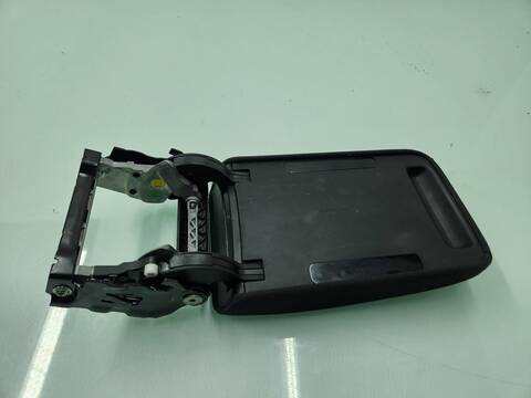 Foto 2ª: Consola Central Volkswagen Golf RABBIT BLUEMOTION 105CV 77KW [CAY] (2012)