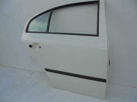 Foto 3ª: Puerta Trasera Derecha Skoda Octavia 1.9 TDI GLX BERLINA 90CV 66KW [ALH] (2002)