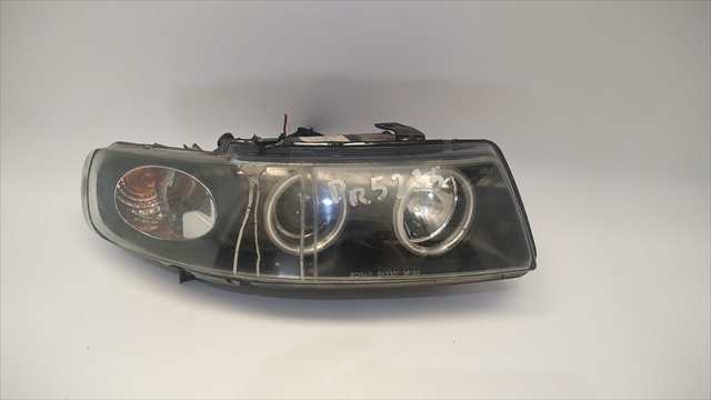 Foto 1ª: Faro Derecho Seat Toledo 1.9 TDI [D/ARL] (2002)