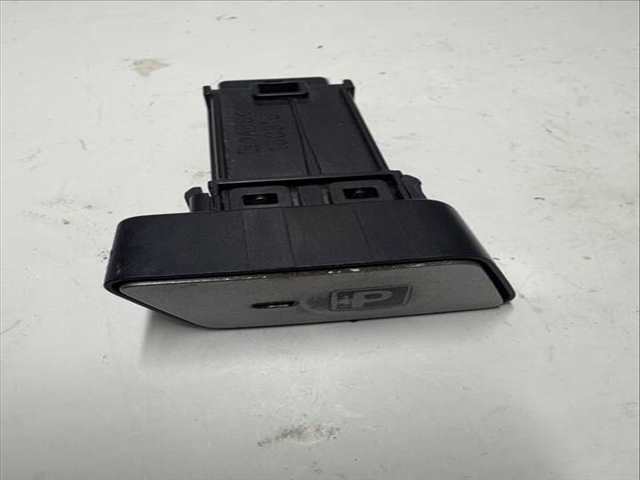 Foto 3ª: Freno de Mano Toyota Prius VERSION INDEFINIDA (2018)