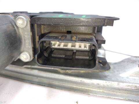 Foto 3ª: Elevalunas Manual Trasero Izquierdo Citroen C5 2.0 16V RWRFJC RWRFJF) 140CV 103KW [RHF] (2008)