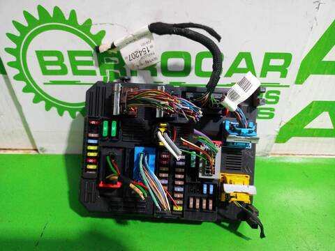 Foto 3ª: Caja Reles Fusibles Citroen C3 ORIGINS 82CV [EB2FA] (2016)