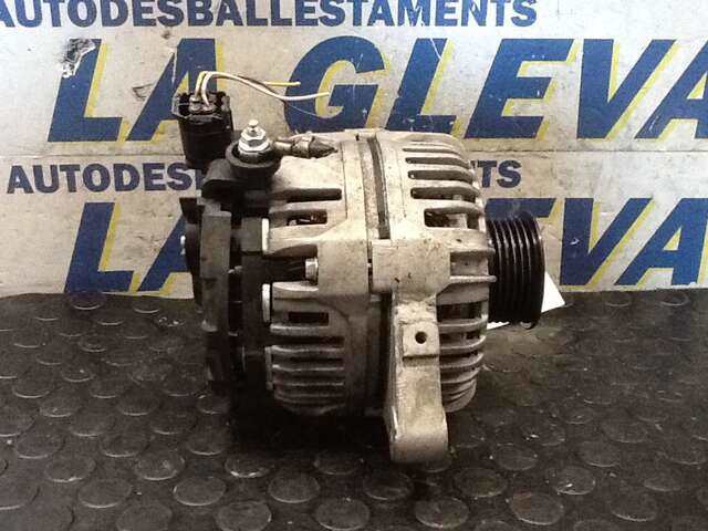Foto 2ª: Alternador Toyota Corolla 1.4 16V [4ZZFE] (2002)