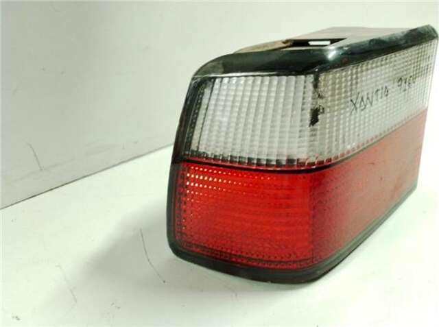 Foto 2ª: Piloto Trasero Derecho Citroen Xantia 1.9 TURBODIESEL (90 CV) [DHX]