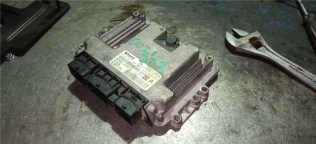 Foto 2ª: Centralita Motor ECU Citroen C4 1.6 HDI GRAND C4 PICASSO [9HZ-DV6TED4]