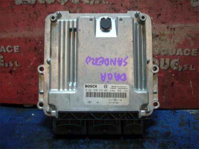 Centralita Motor ECU Dacia Sandero 1.5 LAUREATE [1.5 LTR. - 66 KW DCI DIESEL FAP CAT]