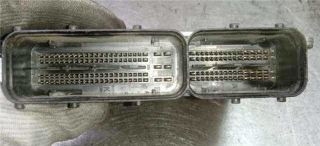 Foto 3ª: Centralita Motor ECU Volkswagen Caddy 1.9 FURG. [1.9 LTR. - 77 KW TDI] [BLS]